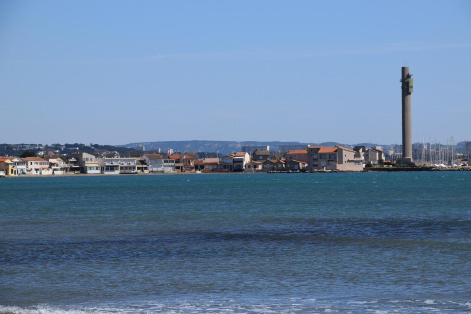 L' Escale 50m ,clim, Wifi, Box Tv Apartment *
